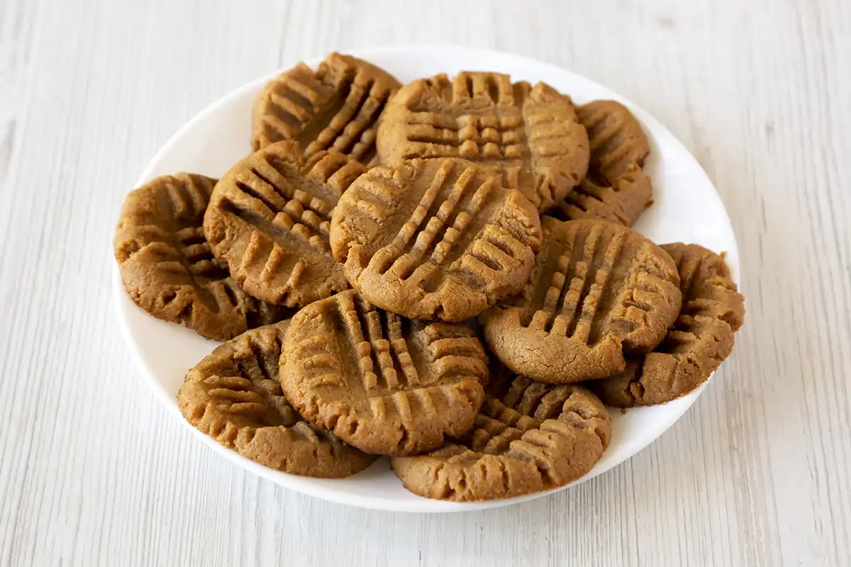 3-Ingredient-Peanut-Butter-Cookies-Recipe