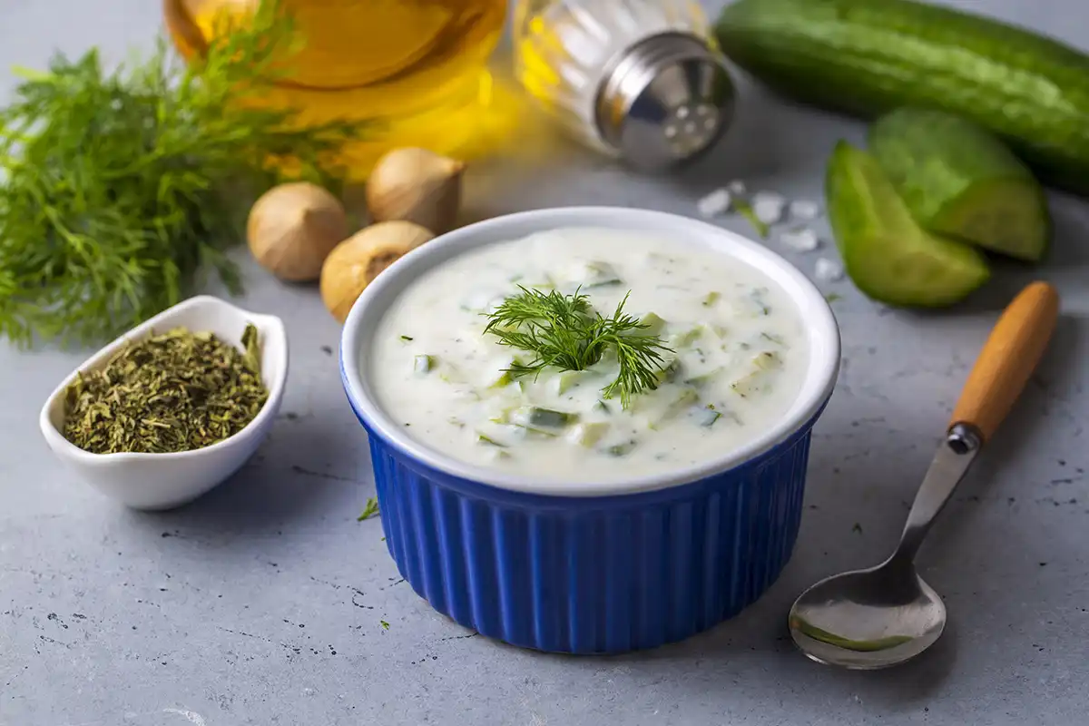 Authentic-Creamy-Tzatziki-Sauce-Recipe