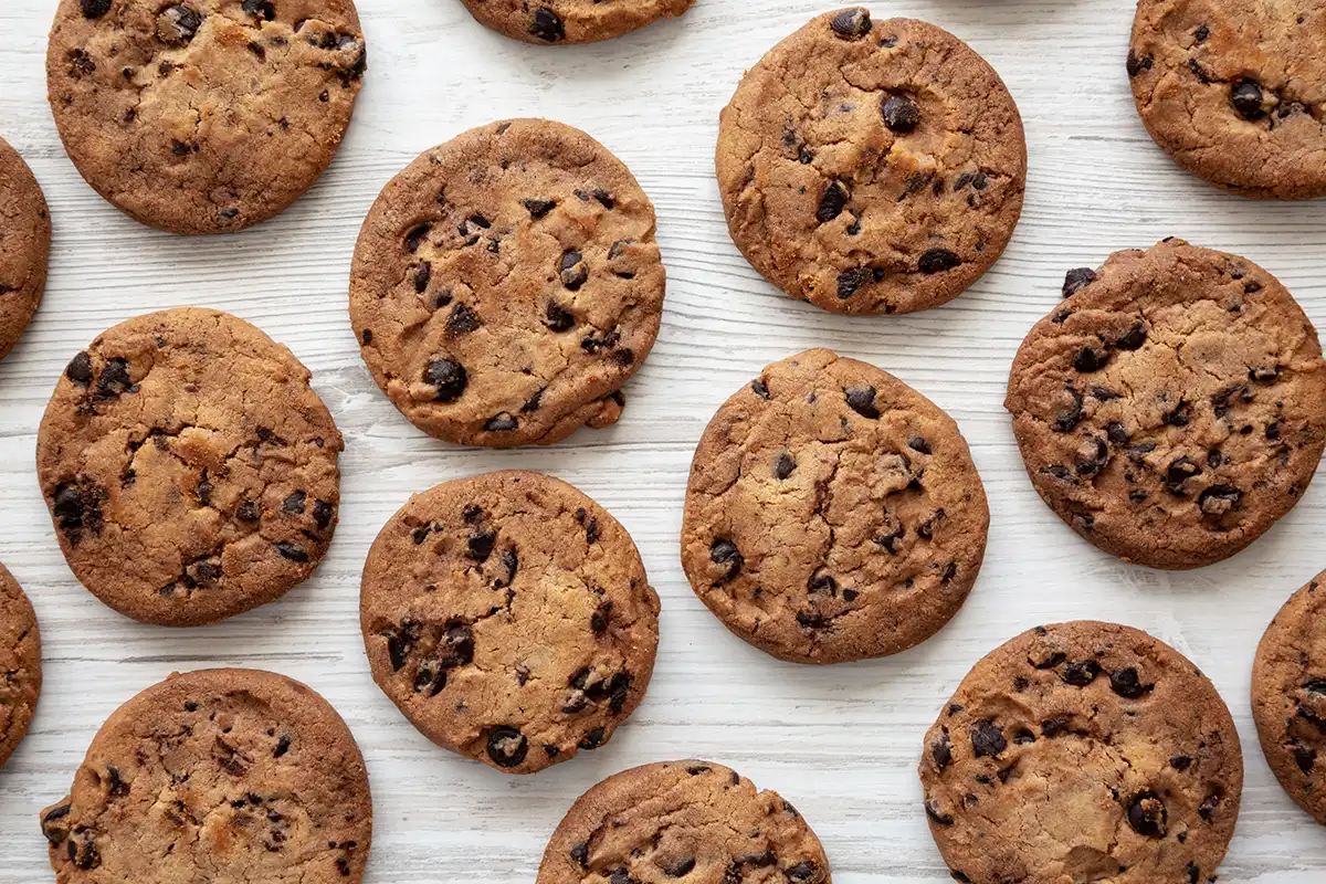 Chewy-Chocolate-Chip-Cookie-Recipe