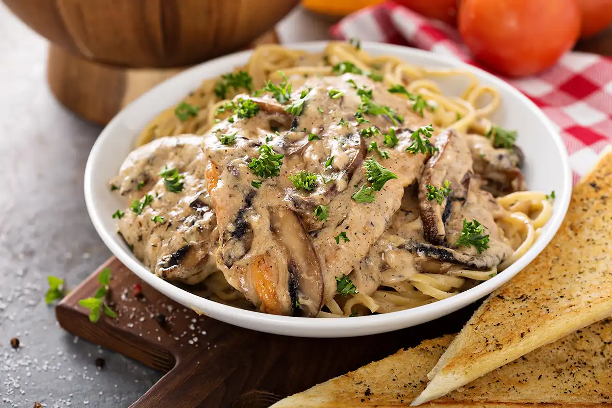 Chicken-Marsala-Recipe-with-Mushroom-Wine-Sauce