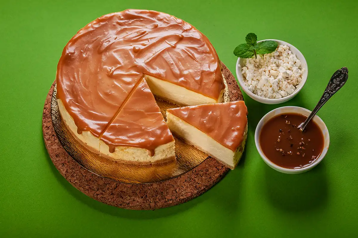 Classic-Cheesecake-with-Salted-Caramel-Topping-Recipe