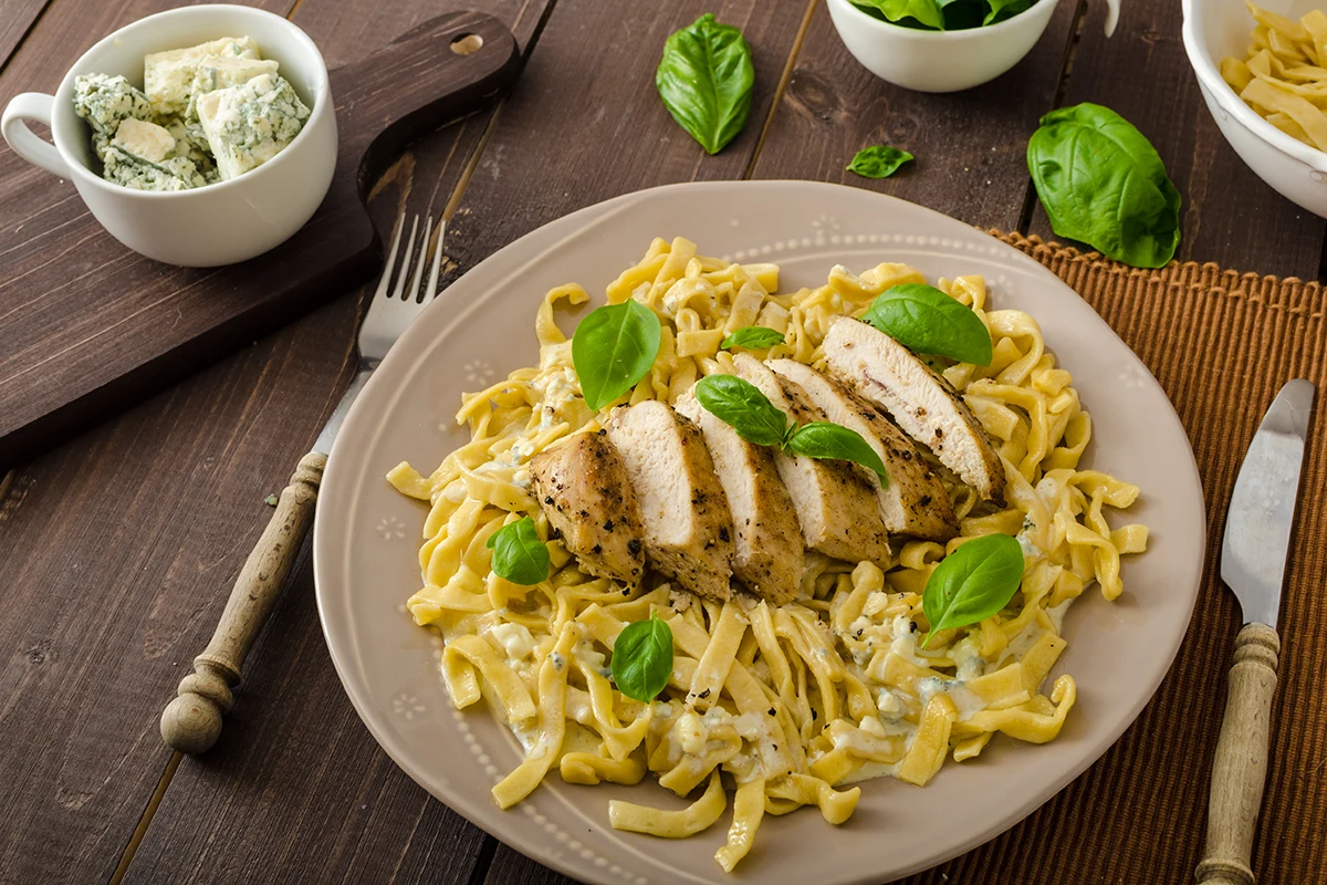 Creamy-Chicken-Alfredo-Pasta-Recipe